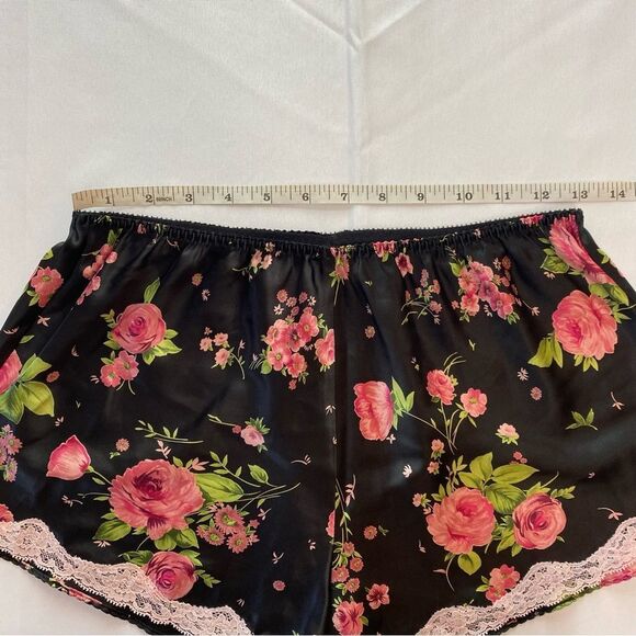 Rare Y2K Victoria’s Secret Black Floral Satin 2 Piece Pajama Set Size Medium - Picture 15 of 15